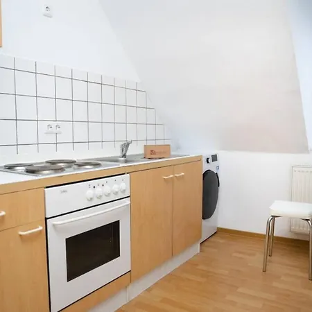Apartment Innenstadt Altbauwohnung Für 5 Personen Mainz